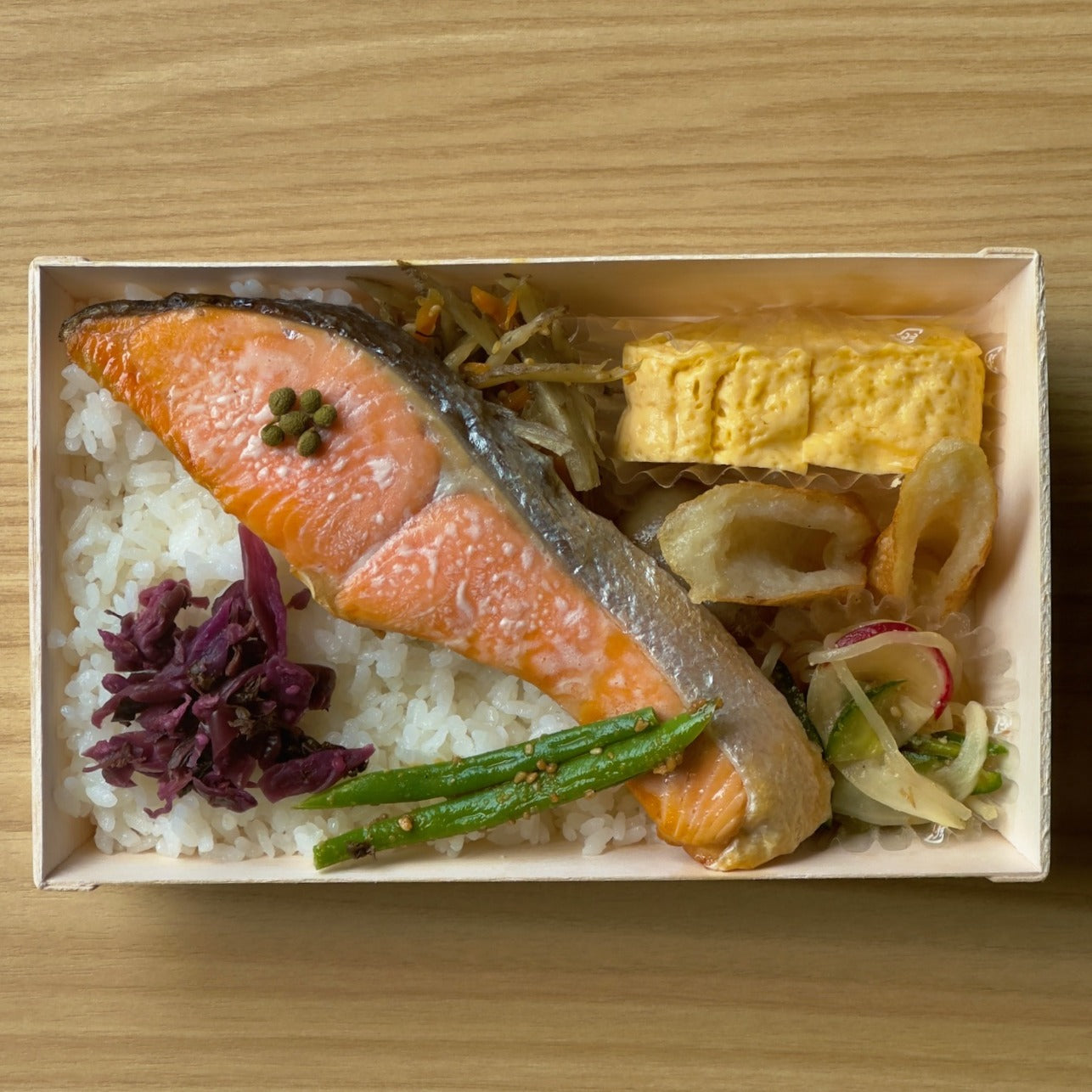 鮭弁当