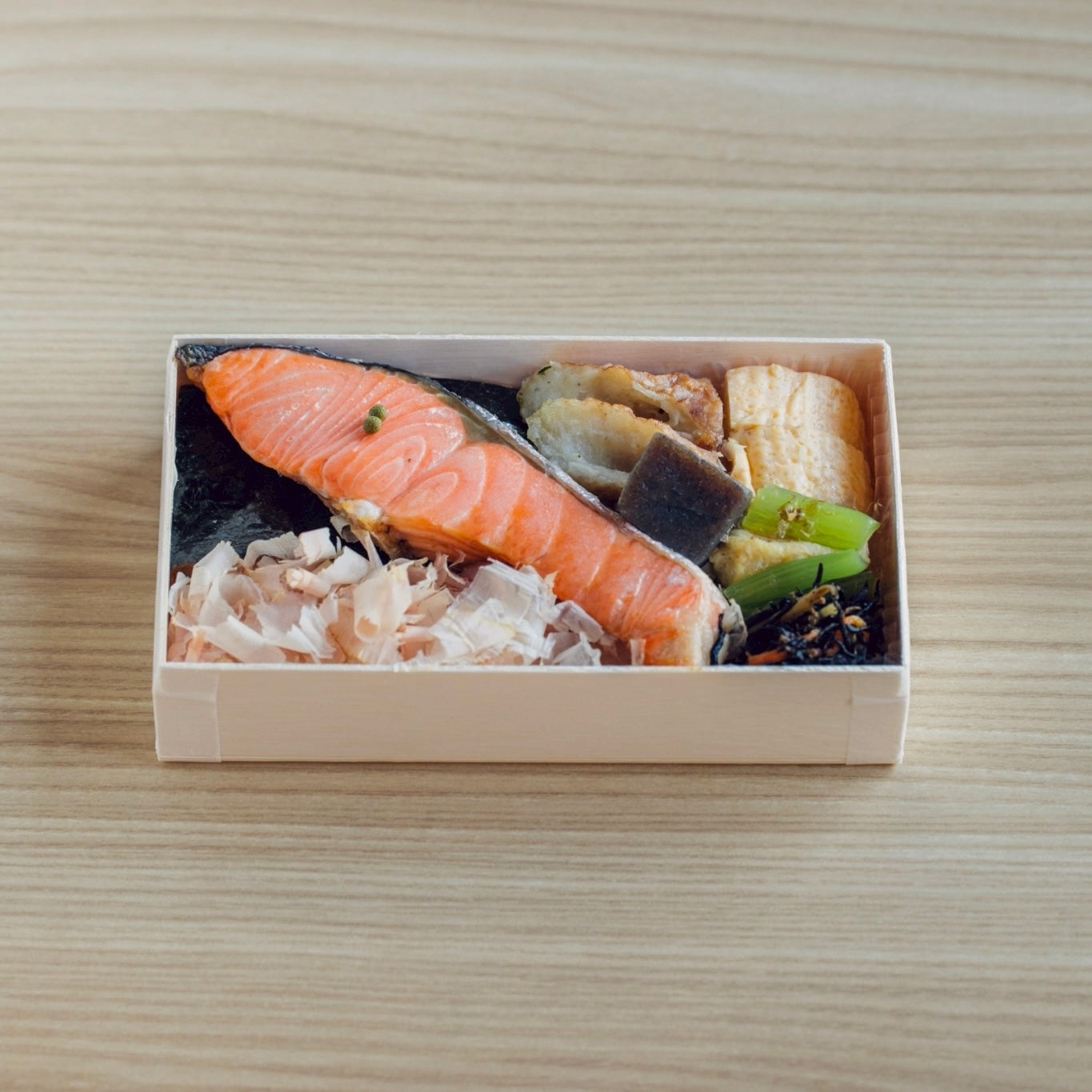 鮭弁当
