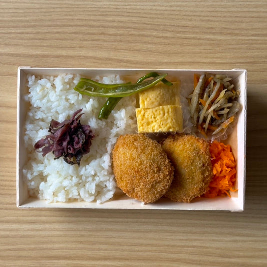 週替わり弁当（メンチカツ）